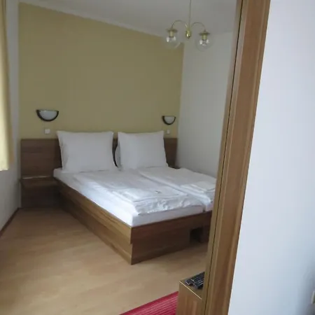 Penzion Penzion Pod Zámkem *